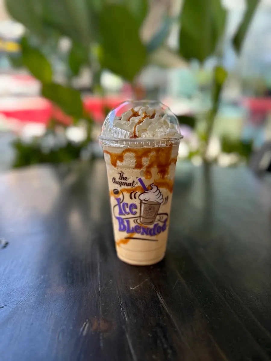 The Coffee Bean & Tea Leaf® | Balboa Boutiques — photo 5