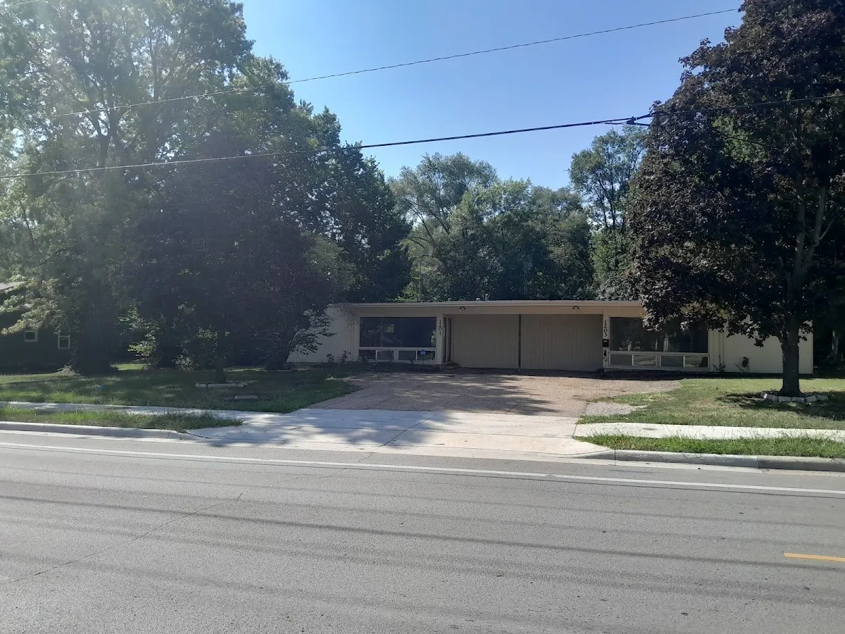 The Cutler Family Chabad House at the Rohr Center for Jewish Life serving KU and Northeast Kansas Communities — photo 7