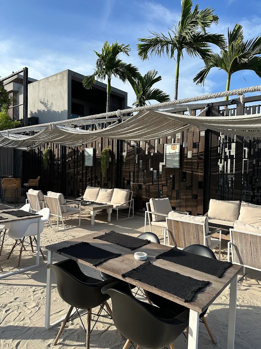 The Door Beach club & Restaurant — photo 6