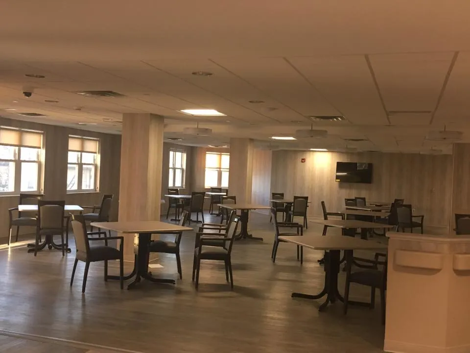 The Five Towns Premier Nursing and Rehabilitation Center — foto 10