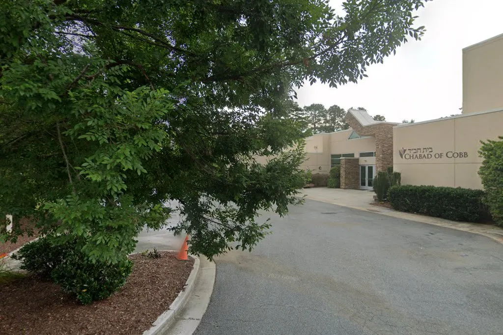 The Holocaust Memorial Project at Chabad of Cobb — foto 3