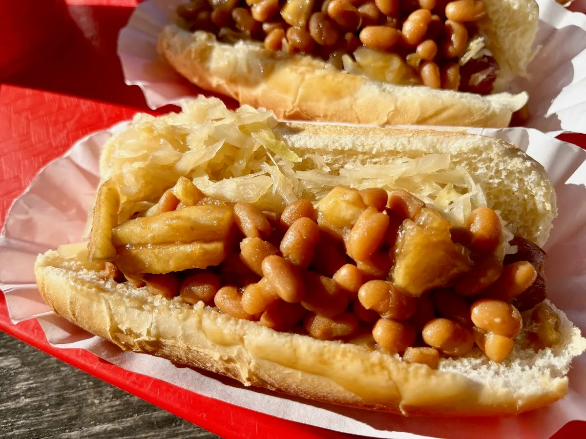 The Lucky Dog Glatt Kosher Hollywood Located Inside Chevron Gas Station — photo 4