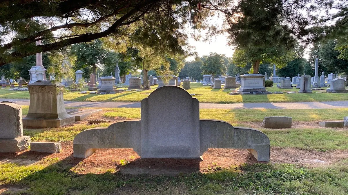 The Temple Cemetery — photo 8