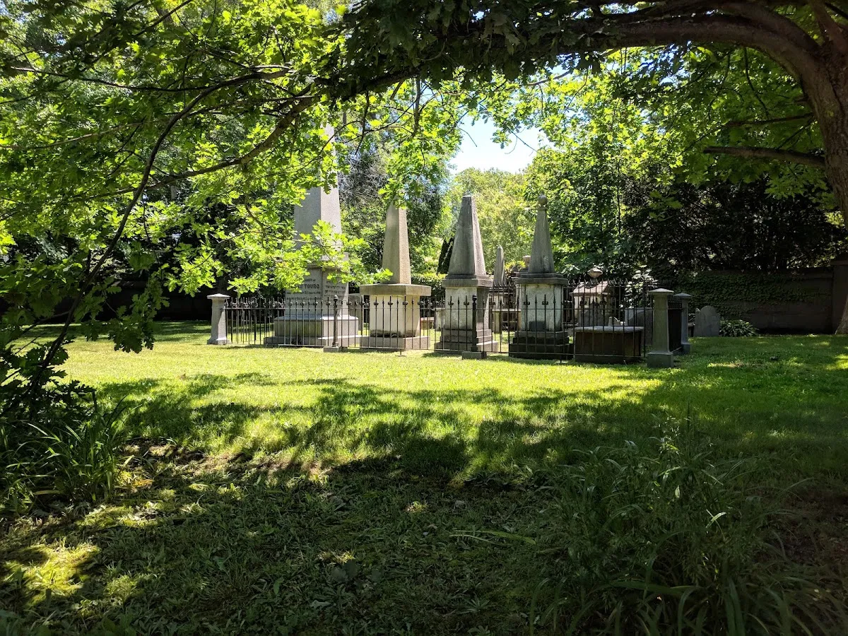 The Touro Jewish Cemetery — foto 5