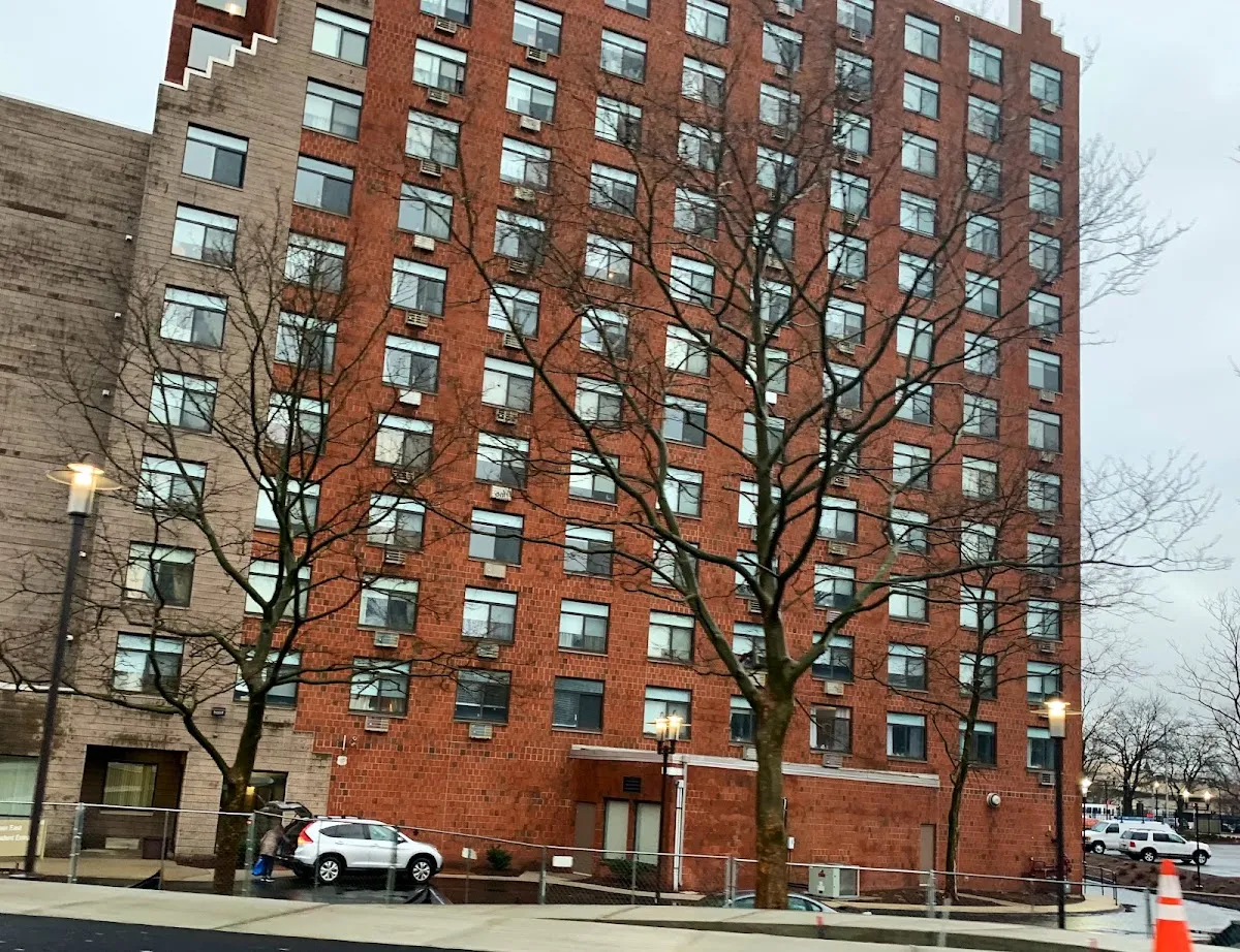 The Towers at Tower Lane (viviendas para mayores) — foto 2