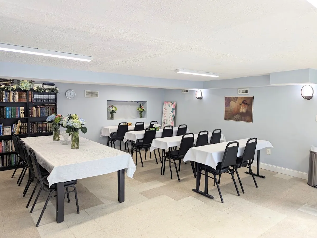 The Young Anash Shul - Tzeirei Anash — photo 5