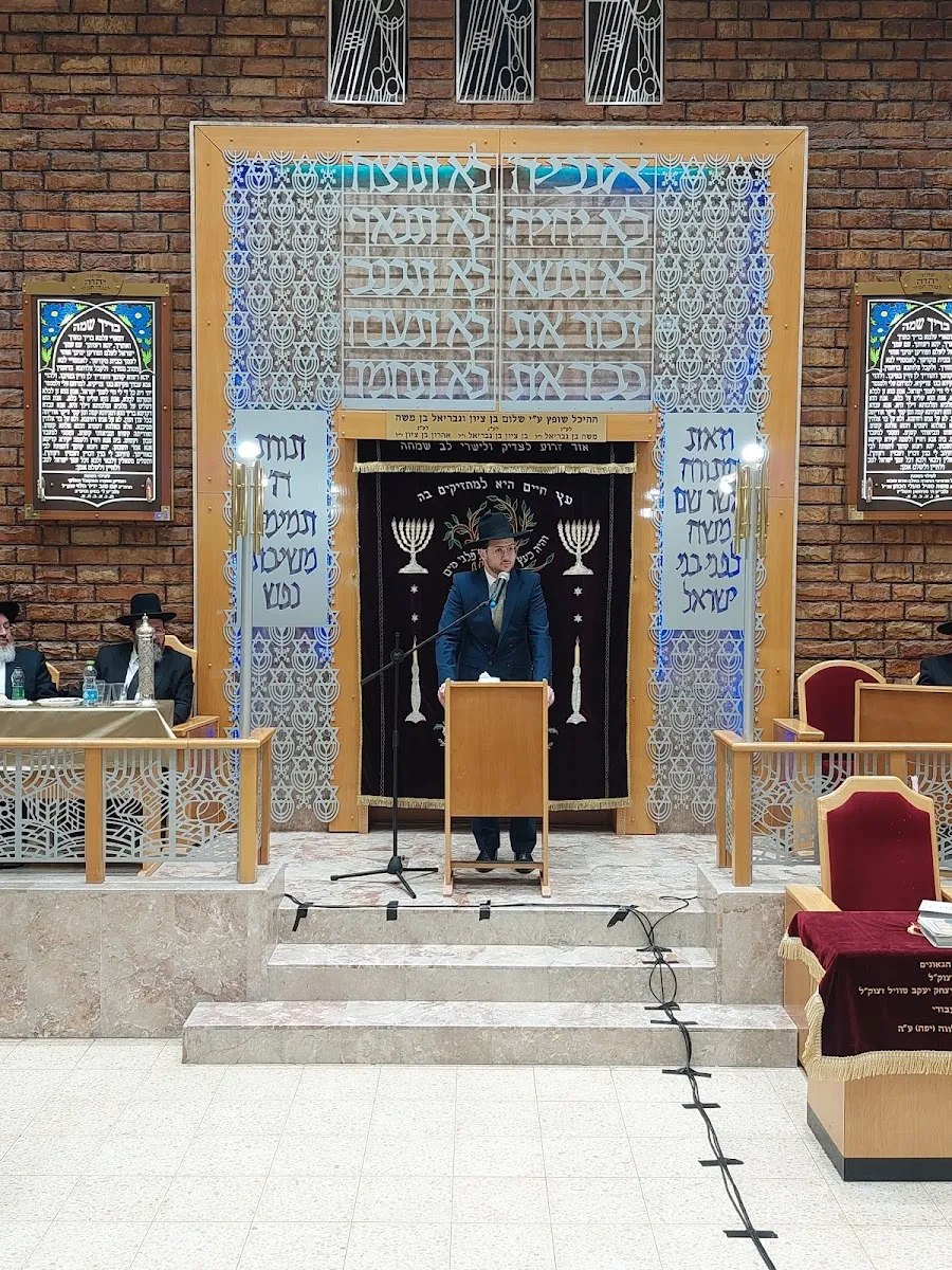Tiferet Refael Synagogue — photo 7