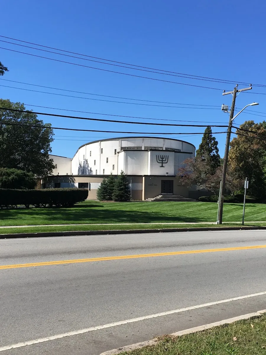 Tifereth Israel Congregation — foto 3