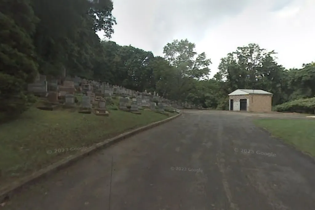 Tiphereth Israel Cemetery — foto 3