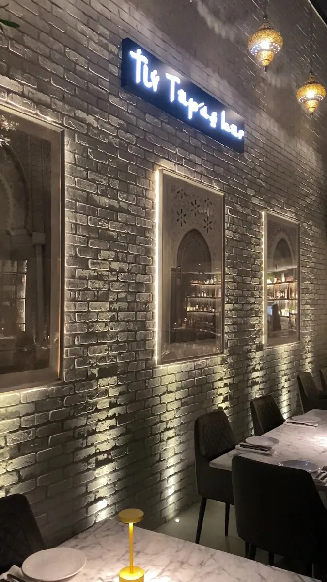 TLV Tapas Bar — foto 2