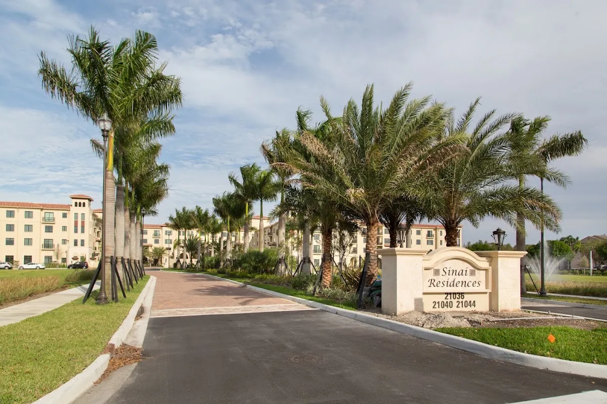 Toby & Leon Cooperman Sinai Residences Boca Raton — foto 3