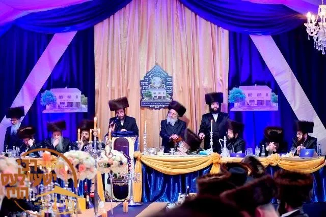 Toldot Avraham Yitzchak Central Synagogue — foto 5