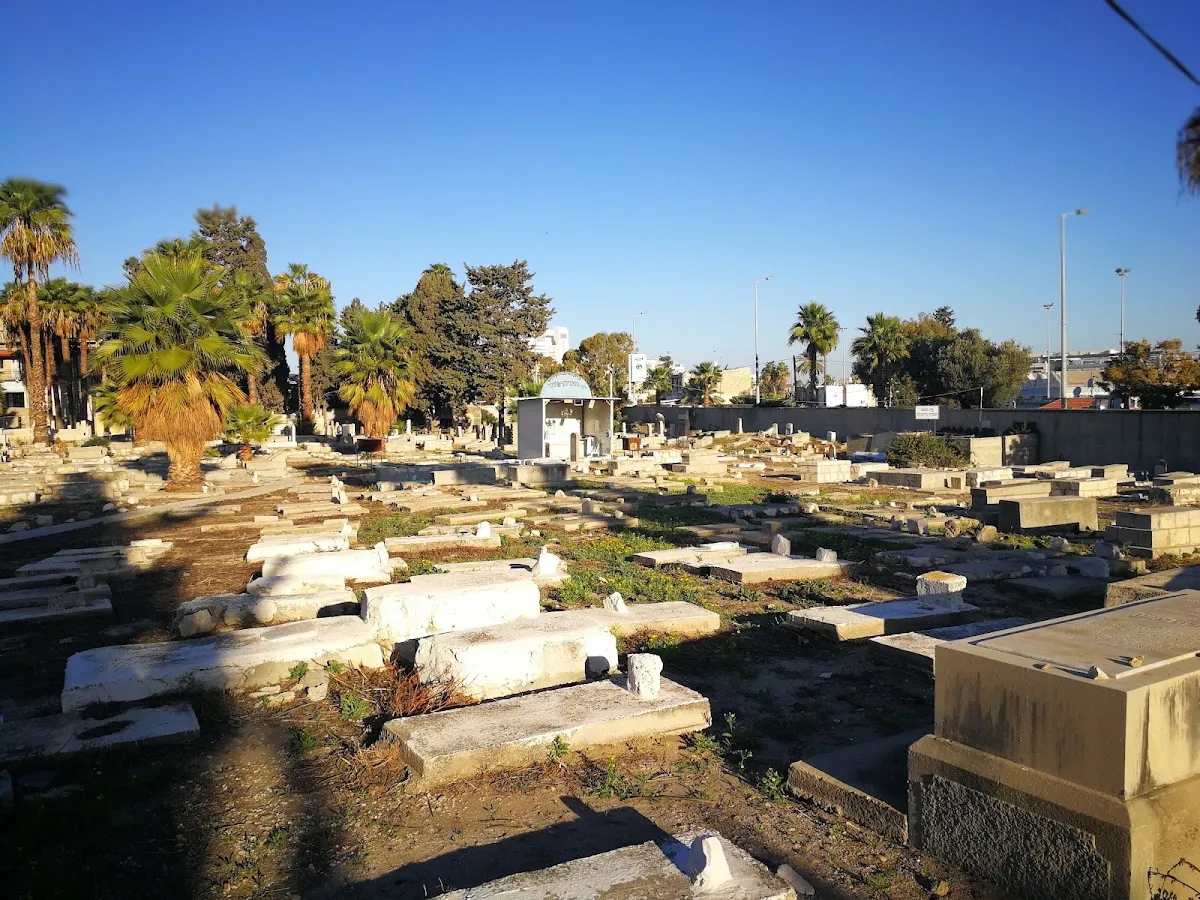 Tomb of Rabbi Avdimi of Haifa — foto 5