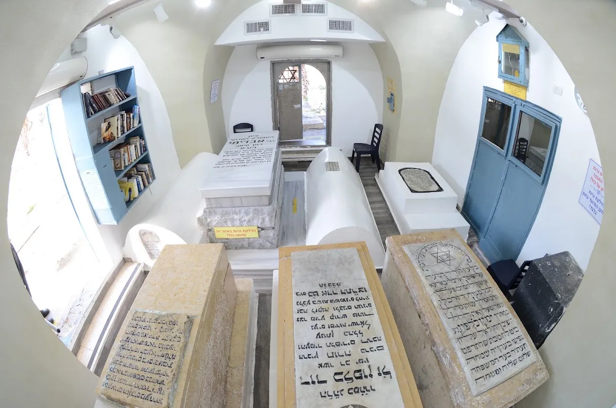 Tomb of Rabbi Avdimi of Haifa — foto 6