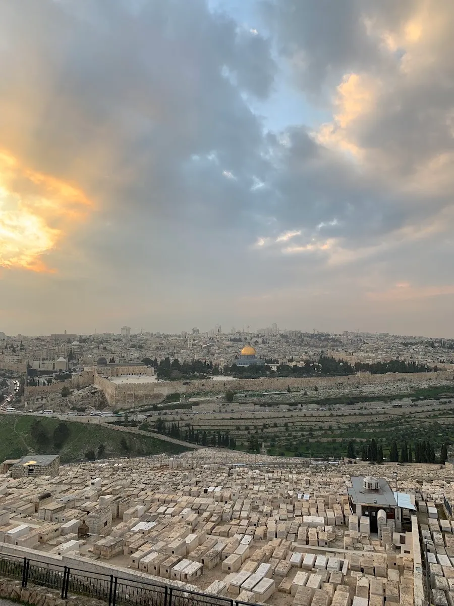 Tomb of the Nadvorna Rebbe — foto 3