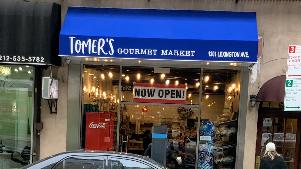 Tomers Gourmet Market — foto 5
