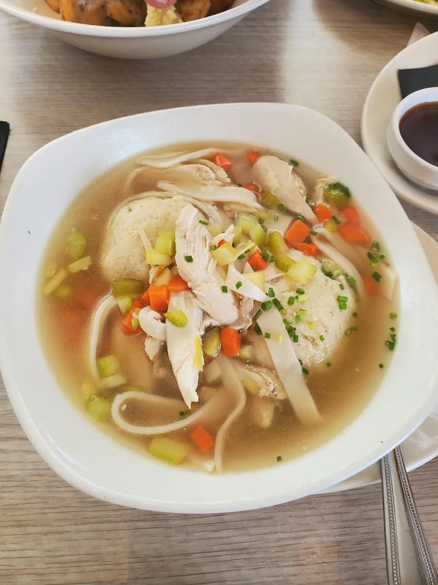Top Hat Deli — foto 4