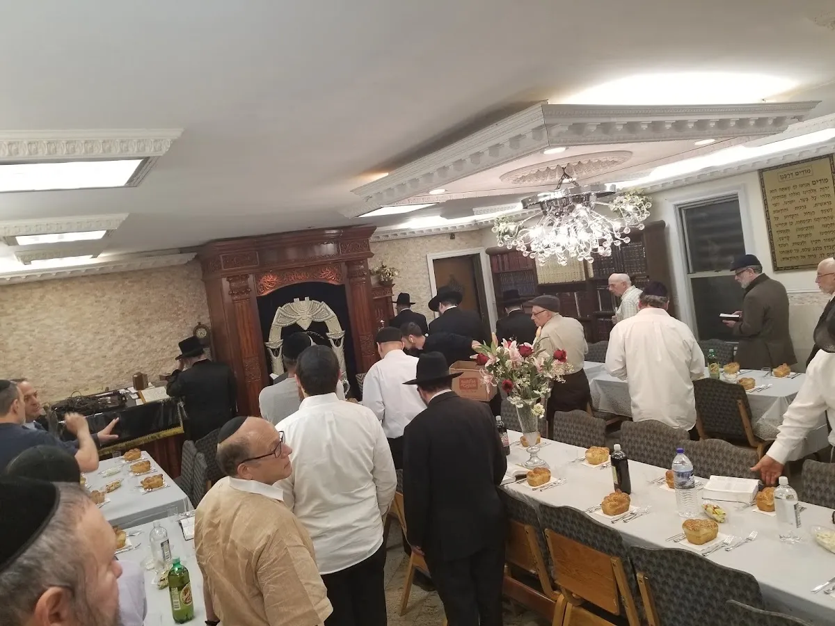Torah V'Chesed Nanash - Riverdale Shtiebel — photo 3