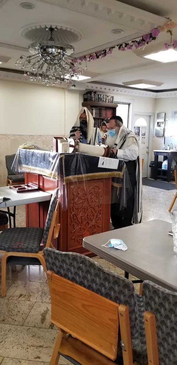 Torah V'Chesed Nanash - Riverdale Shtiebel — photo 4