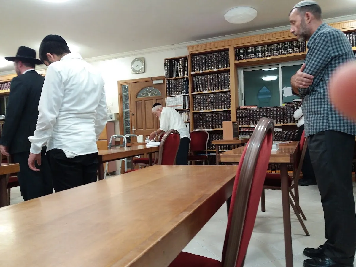 Torat Chacham Synagogue — foto 2