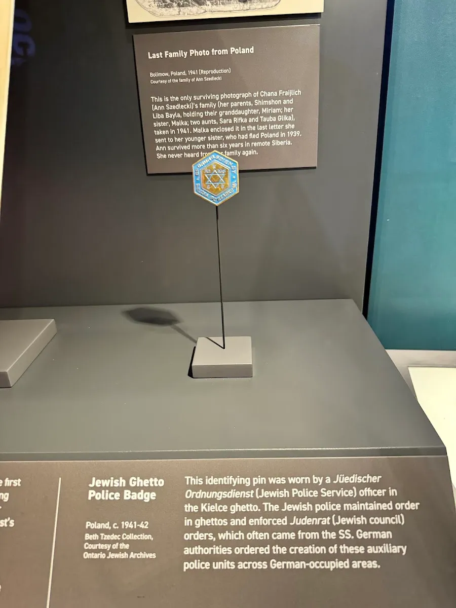 Toronto Holocaust Museum — foto 8