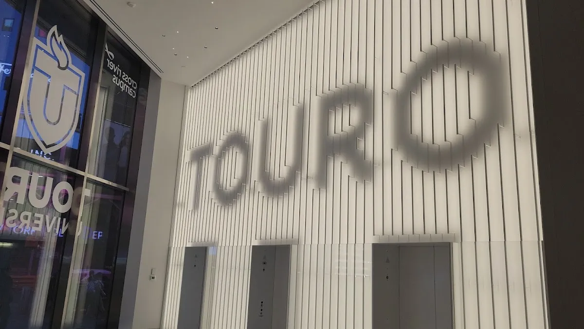 Touro University — foto 4