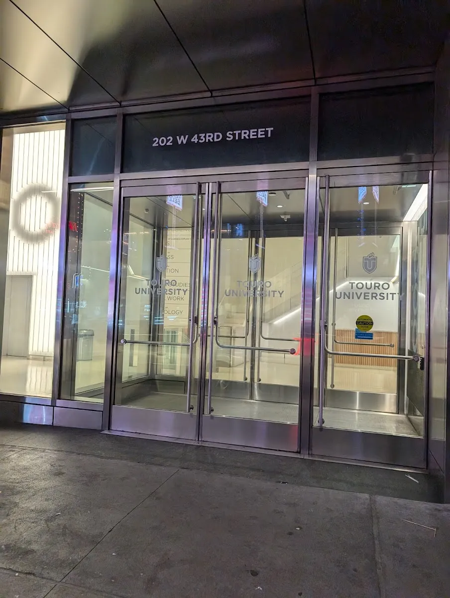 Touro University — foto 5