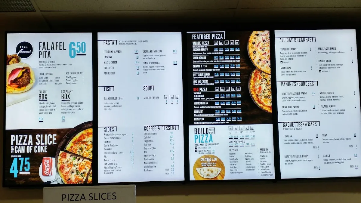 Tov-Li Pizza & Falafel (Bathurst Norte) — foto 2