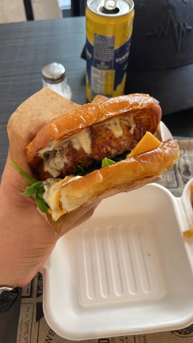 TOVIM French Burger Lovers - KOSHER — photo 4