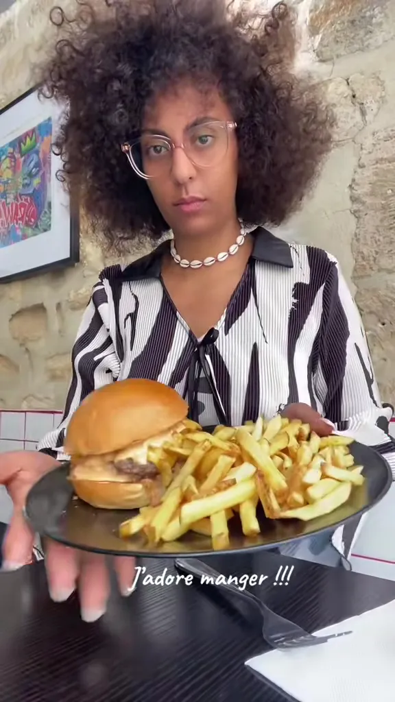 TOVIM French Burger Lovers - KOSHER — photo 5