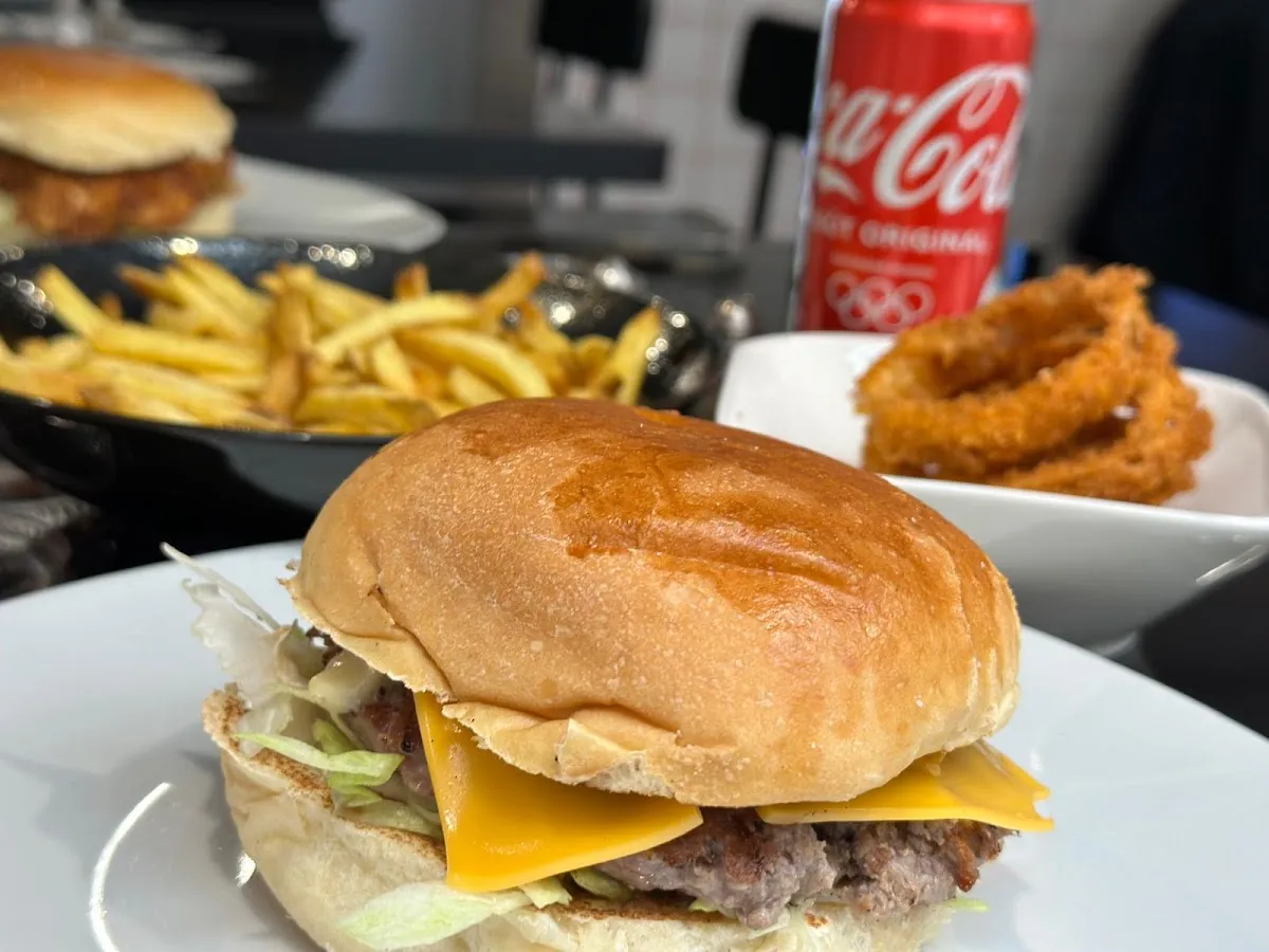 TOVIM French Burger Lovers - KOSHER — photo 9