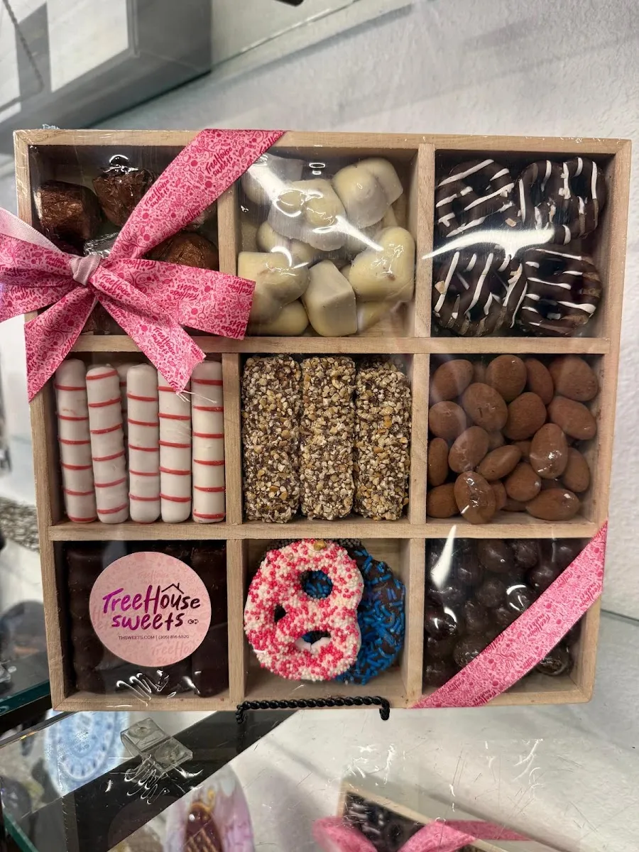Treehouse Sweets — photo 2