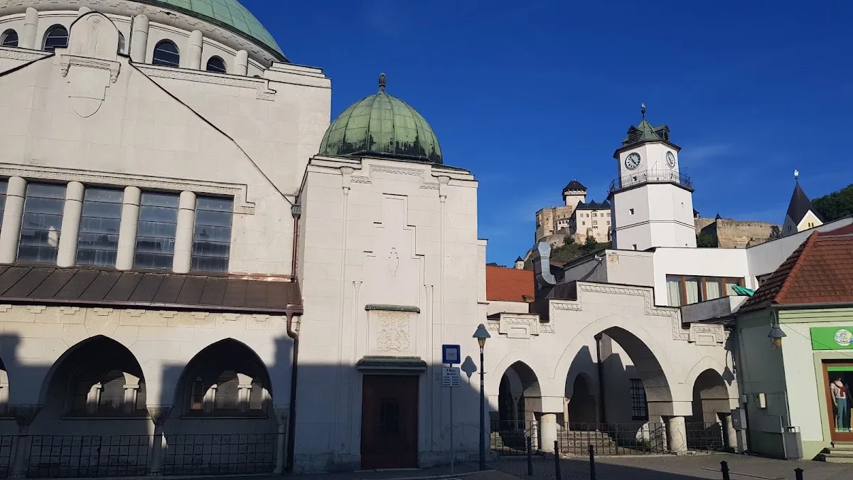 Synagóga Trenčín — foto 9