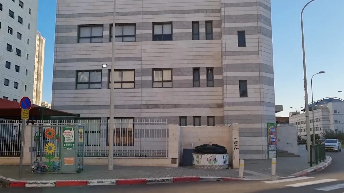 Tze'irei Hadar Ganim Synagogue — foto 2
