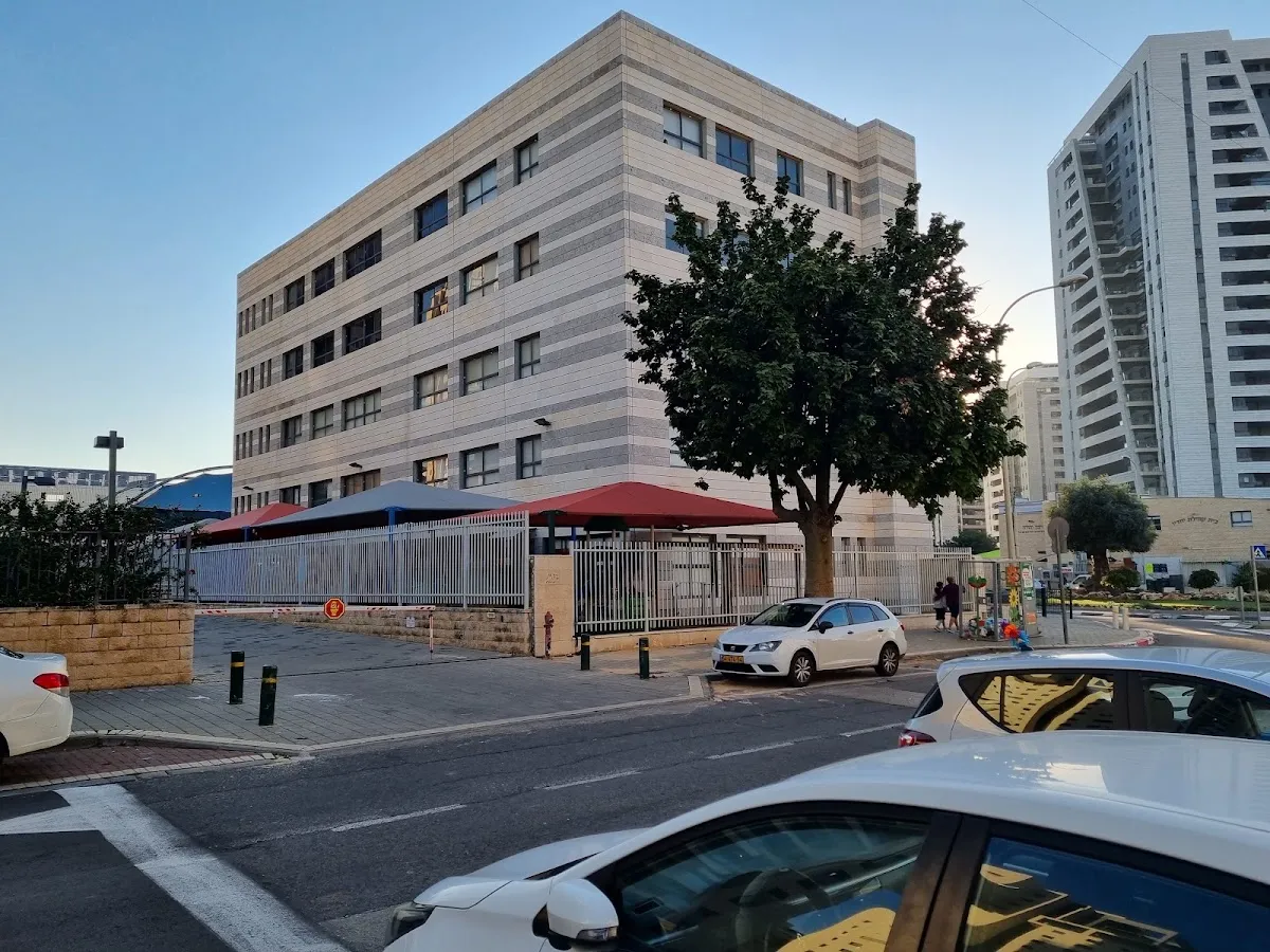 Tze'irei Hadar Ganim Synagogue — foto 4