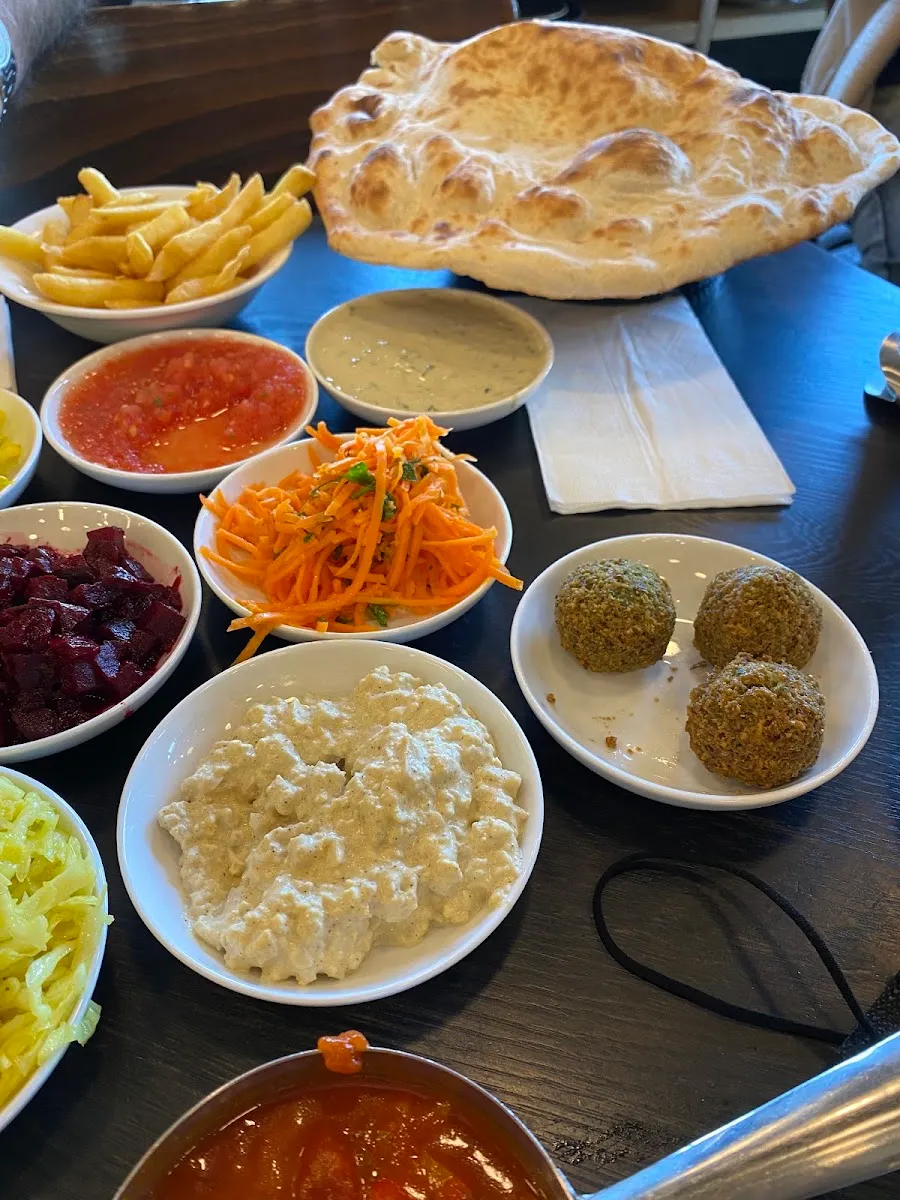 Tzidkiyahu — foto 5