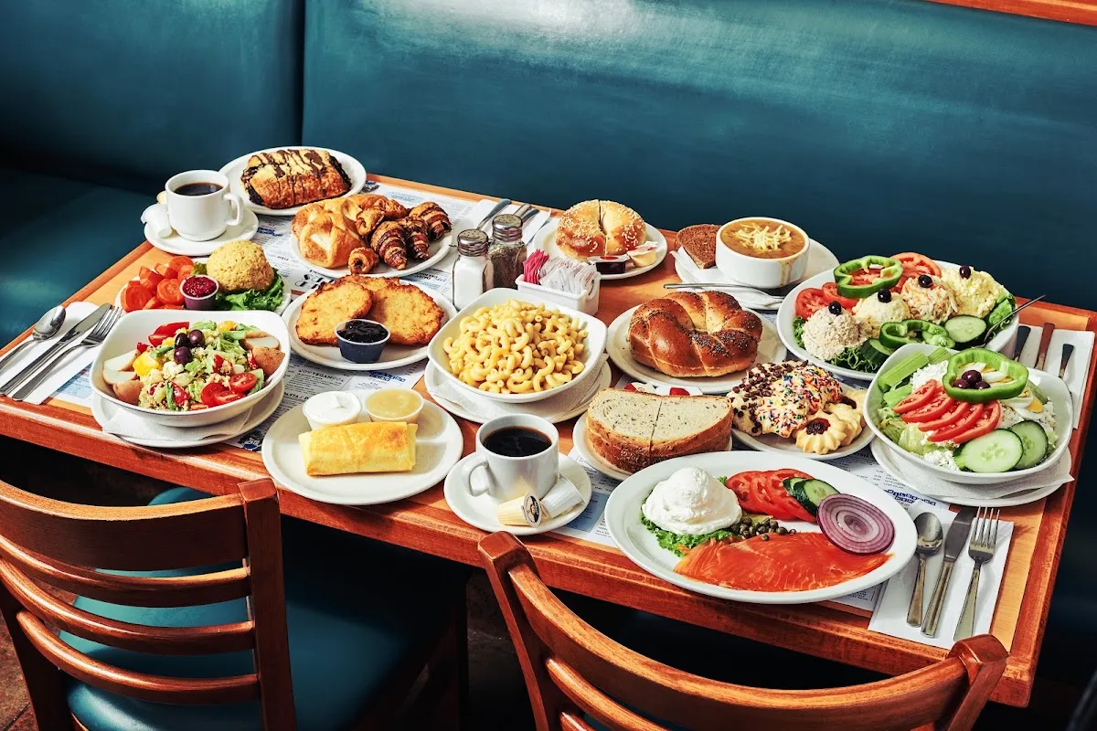 United Bakers Dairy Restaurant — foto 7