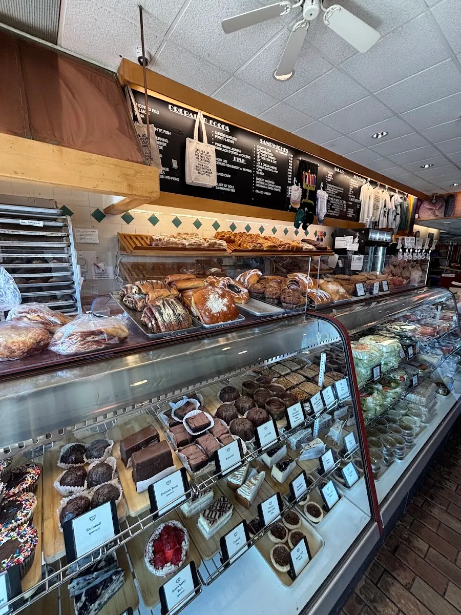 United Bakers Dairy Restaurant — foto 8
