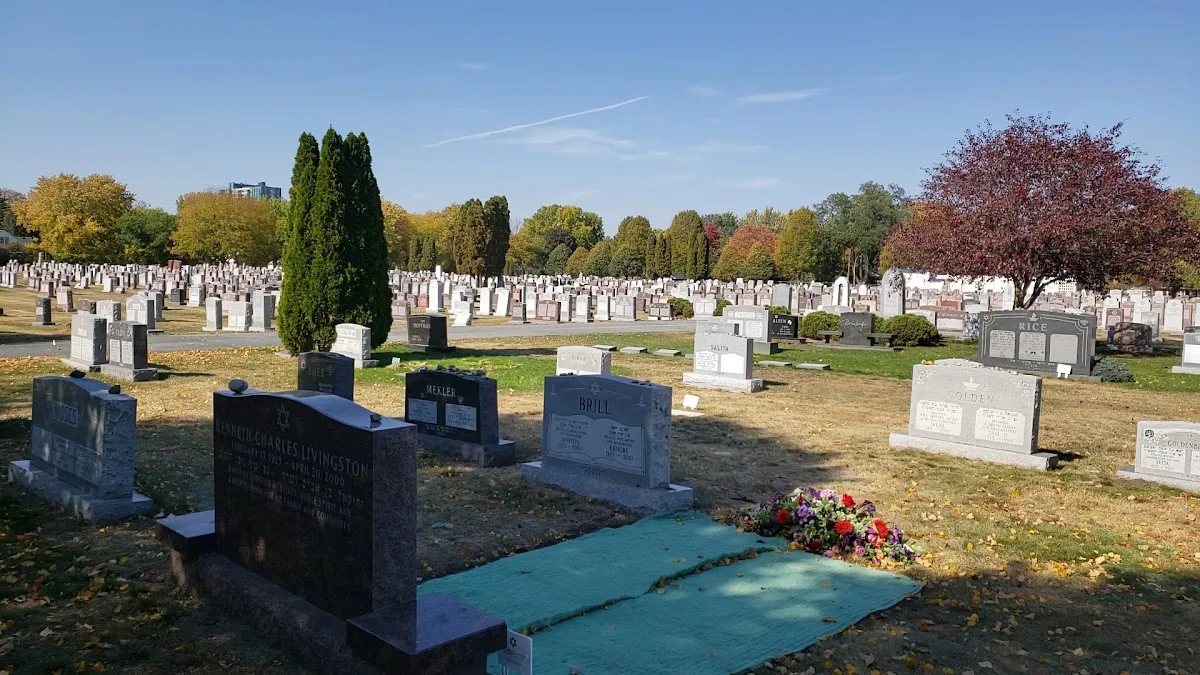 United Hebrew Brotherhood Cemetery — foto 5