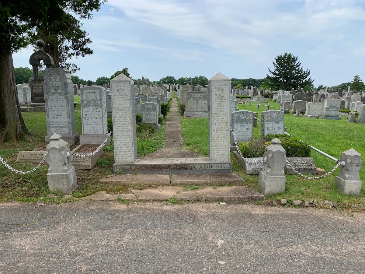 United Hebrew Cemetery de Staten Island — photo 10