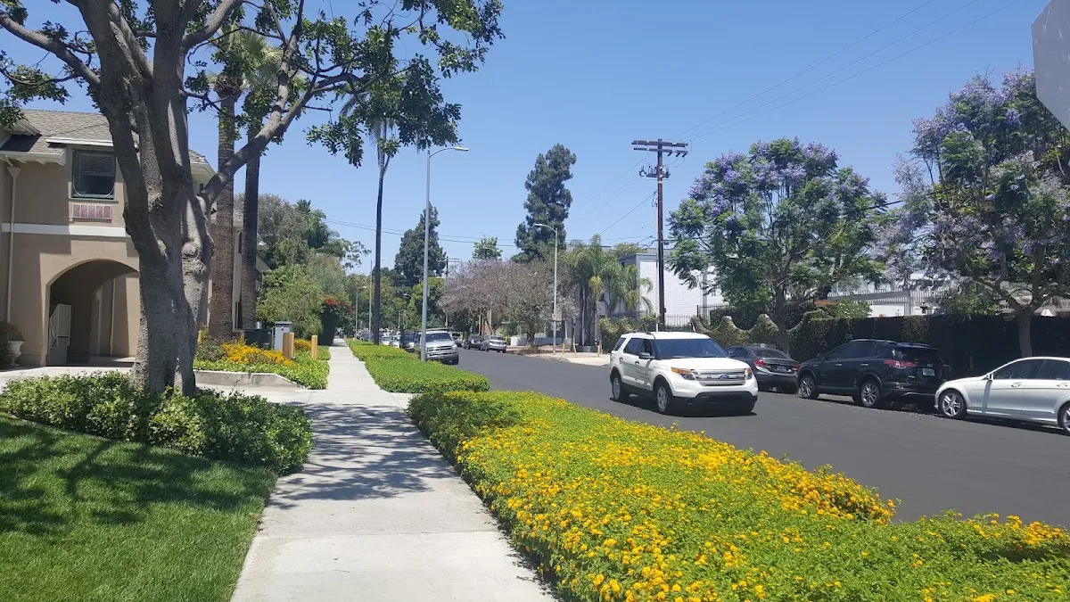 University of Southern California Hillel Foundation — photo 3