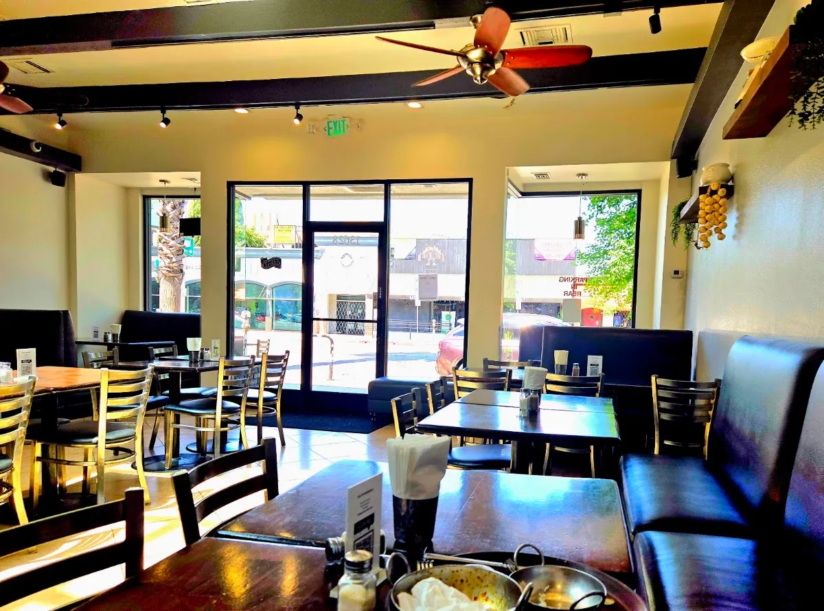 Valley Burger Bar (Shawarma Bar) — photo 8