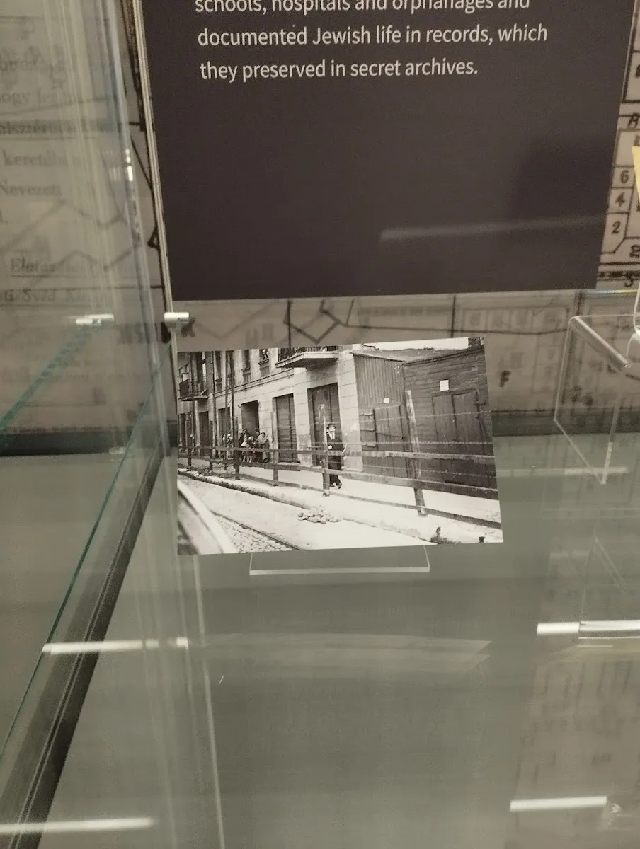 Vancouver Holocaust Education Centre — foto 10