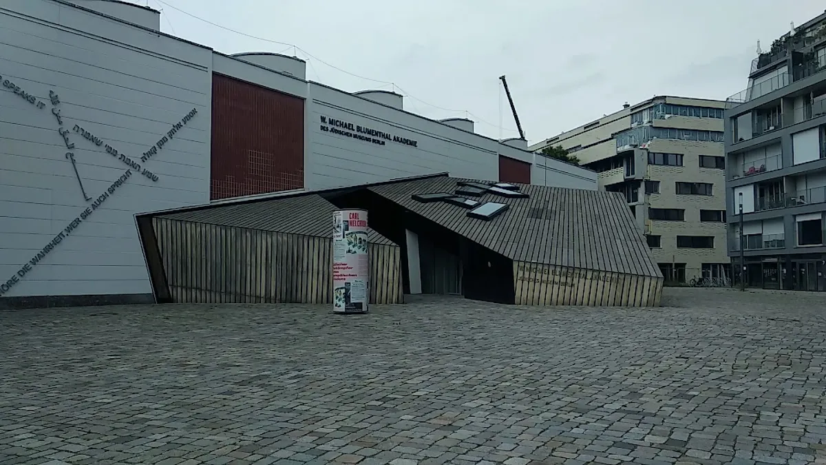 W. Michael Blumenthal Akademie des Jüdischen Museums Berlin — foto 2