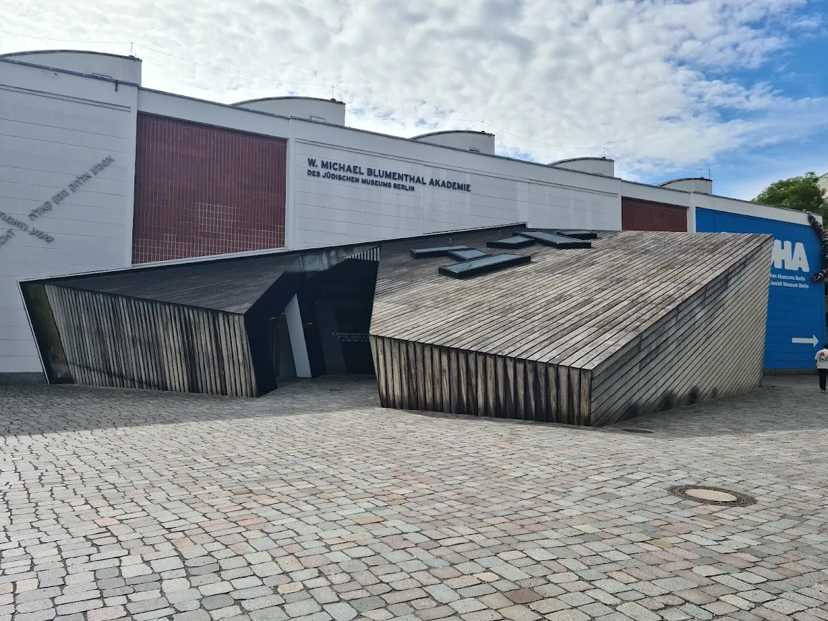 W. Michael Blumenthal Akademie des Jüdischen Museums Berlin — foto 3