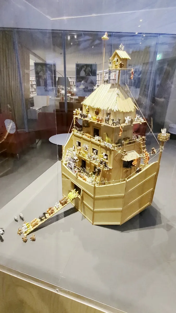 W. Michael Blumenthal Akademie des Jüdischen Museums Berlin — foto 8