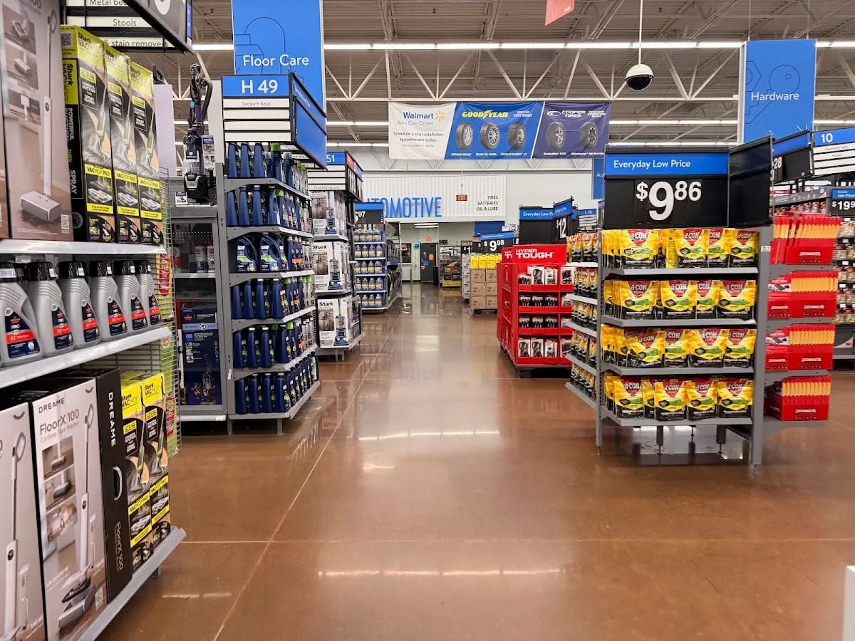 Walmart Supercenter (Cantrell Rd.) — foto 4