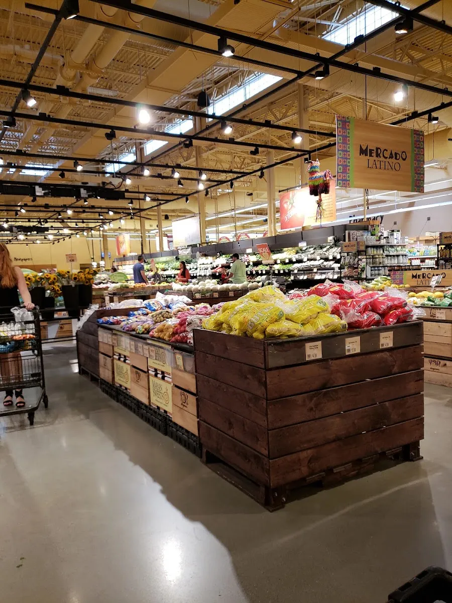 Wegmans (Charlottesville) — photo 4
