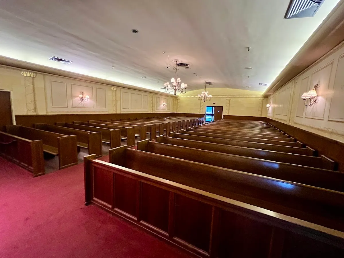 Weinstein Mortuary — foto 7