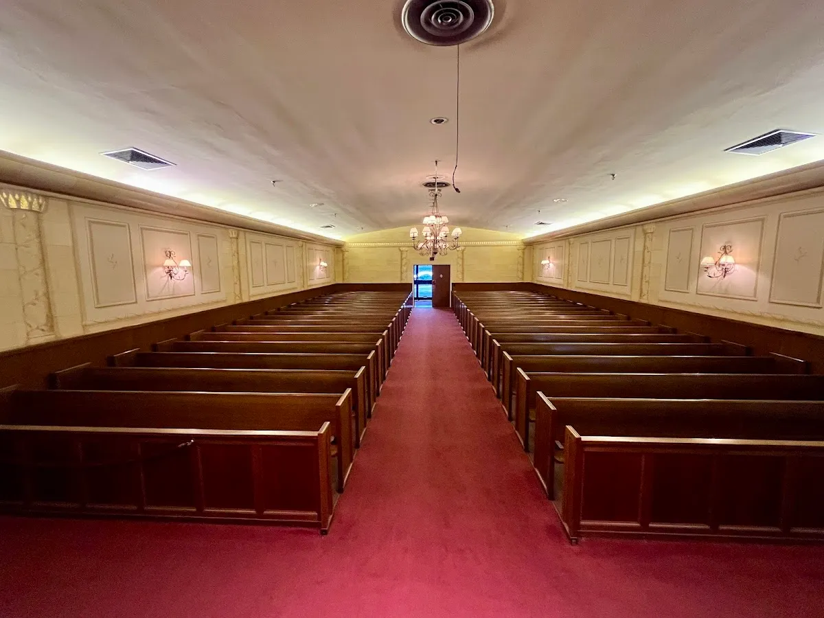 Weinstein Mortuary — foto 9